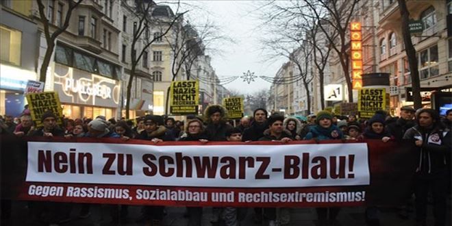 Avusturya´da 60 Bin Kişiden Muhacir Karşıtı Irkçı Hükümete Protesto 