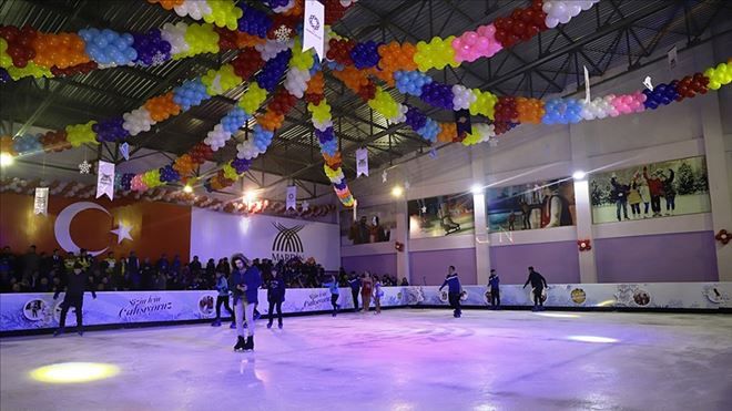 Görevlendirme yapılan belediyeden öğrencilere sömestir hediyesi