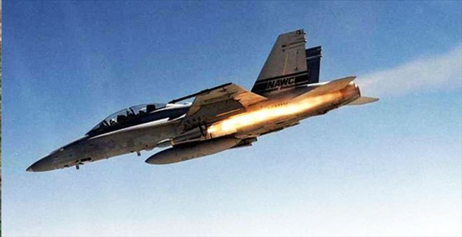 IRAK´TA ABD YANLIŞ HEDEFLERİ BOMBALADI...  7 ÖLÜ 11 YARALI
