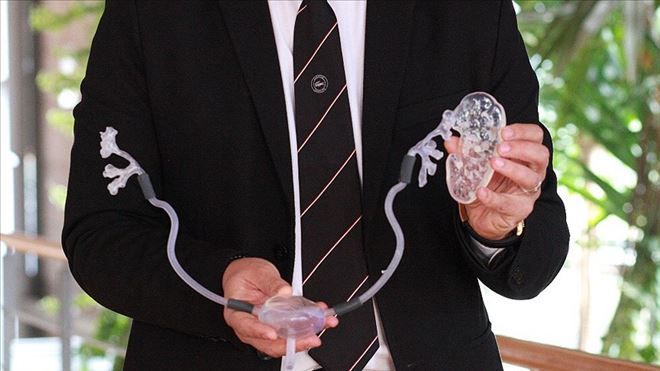 TÜRK BİLİM İNSANLARI CERRAHİDE 3D TEKNOLOJİSİNE İMZA ATTI