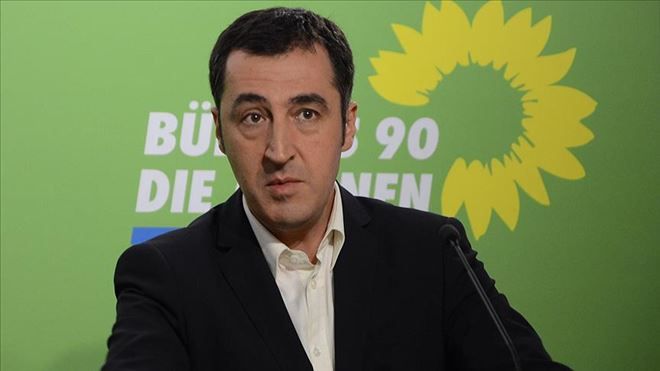 Cem Özdemir Yeşiller´deki desteğini kaybetti