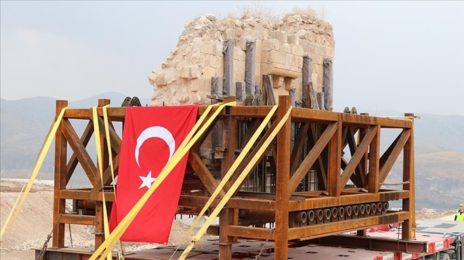 HASANKEYF KALESİ ORTA KAPISI YENİ YERİNDE