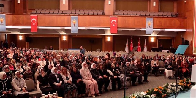 EMİNE ERDOĞAN: HAYVANLARI KORUMA KANUNU MECLİS´TE BİR AN ÖNCE ELE ALINMALI