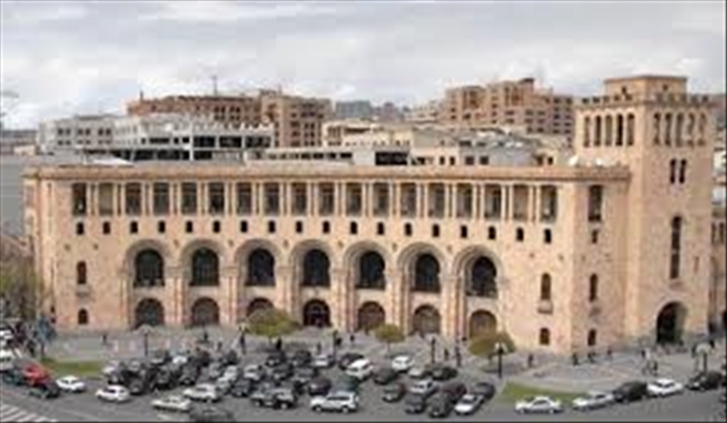 Mnatsakanyan: Türkiye-Ermenistan ilişkilerinin normalleşmesini istiyoruz