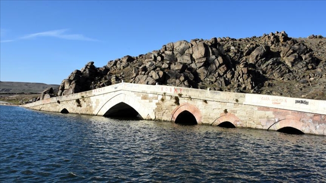 Selçuklu yadigarı Çeşnigir Köprüsü turizme kazandırılıyor