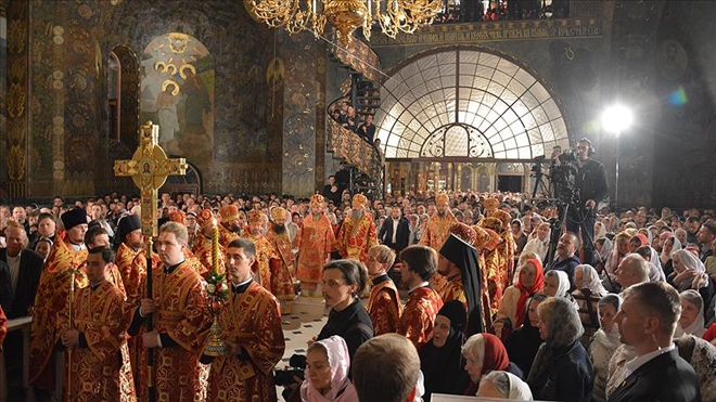 Ukrayna´da birleşik bağımsız kilise kuruldu