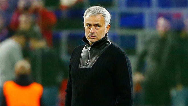 Manchester United´da Mourinho dönemi sona erdi