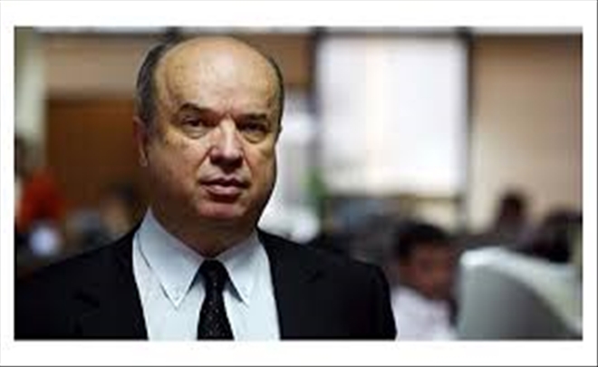 MI6´in başındaki ?C´ konuştu: Günümüz casusları nasıl olmalı?