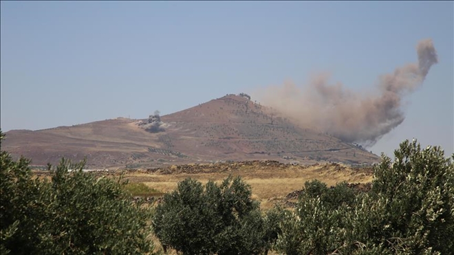 ´İsrail Suriye´de Hizbullah mensuplarını ve bir silah deposunu hedef aldı´