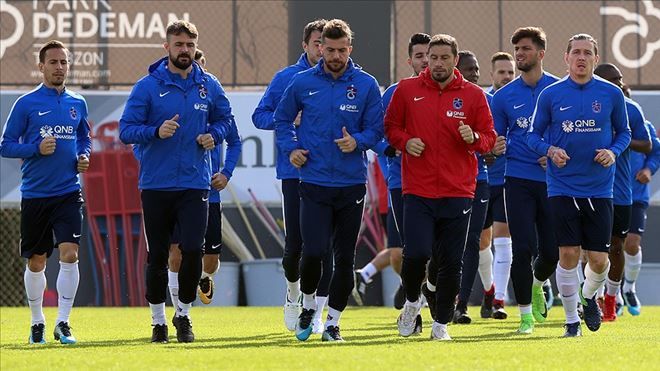 TRABZONSPOR´DA BAŞAKŞEHİR MAÇI ÖNCESİ ALTERNATİFLİ KADRO