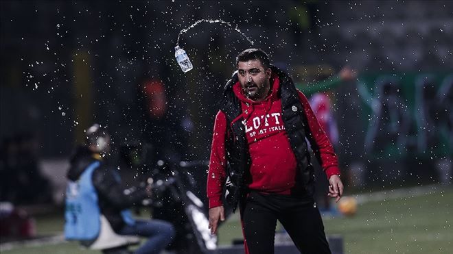 ÖZAT İLE 3 DÖNEM, 24 TRANSFER