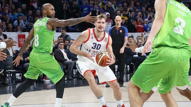 ANADOLU EFES´TE DRAGİC SEZONU KAPATTI