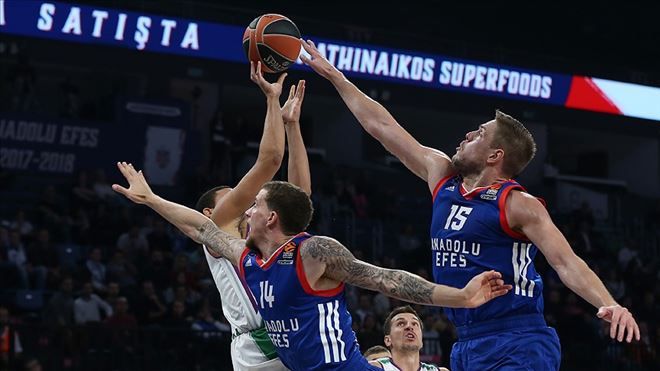 ANADOLU EFES İSPANYA DEPLASMANINDA