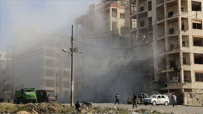İDLİB´E HAVA SALDIRISI: 16´SI ÖĞRENCİ 20 ÖLÜ