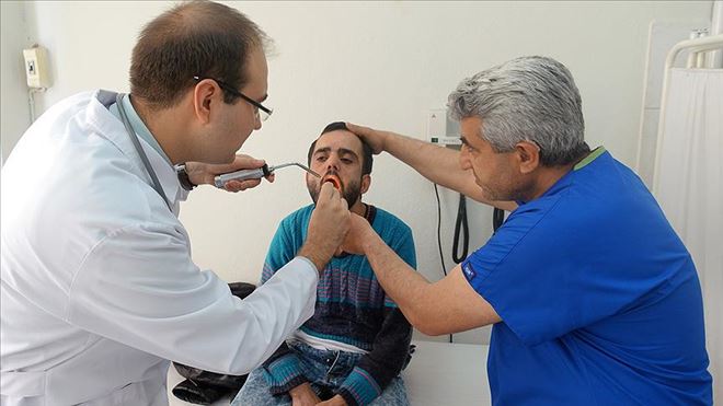 ´700 SURİYELİ SAĞLIK ÇALIŞANI DAHA TÜRKİYE´DE ŞİFA DAĞITACAK´