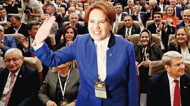 FEHMİ KORU: SİYASİLERDEN HESABI BAŞKA SİYASİLER SORMAMALI, YARGI NE GÜNE DURUYOR...