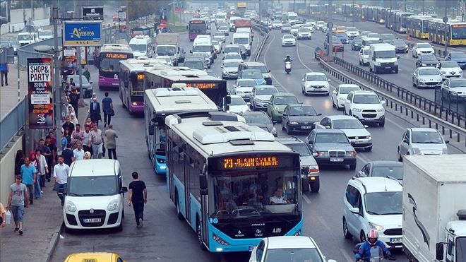 İSTANBUL´DA ÖZEL HALK OTOBÜSLERİ YARIN ÇALIŞMAYACAK