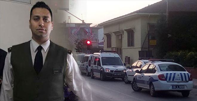 FETÖ´DEN AÇIĞA ALINAN YÜZBAŞI, GÖREVLİ OLDUĞU ASKERLİK ŞUBESİ ÖNÜNDE İNTİHAR ETTİ