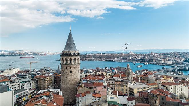 POLAT HOLDİNG YÖNETİM KURULU BAŞKANI POLAT: İSTANBUL´DA DAHA 30 YILLIK GAYRİMENKUL İŞİ VAR