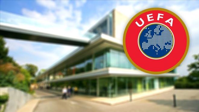 UEFA´DAN PANATHİNAİKOS´A 3 YIL AVRUPA KUPALARINDAN MEN CEZASI