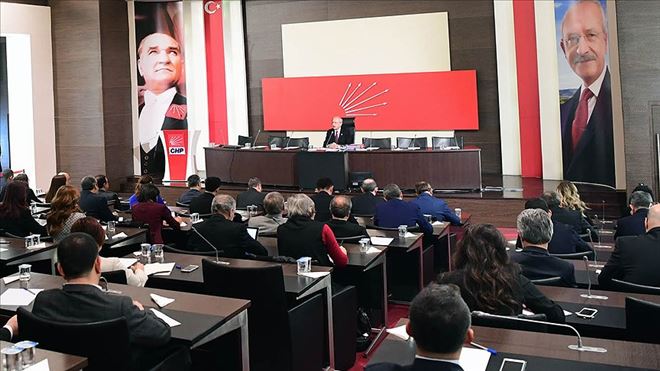 CHP´DE İTTİFAK ÇALIŞMALARI İÇİN KILIÇDAROĞLU´NA TAM YETKİ VERİLDİ