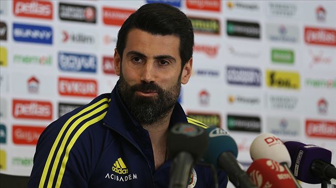 FENERBAHÇE´NİN KAPTANI VOLKAN DEMİREL: BU FORMAYI GİYEBİLDİĞİM KADAR GİYMEK İSTİYORUM