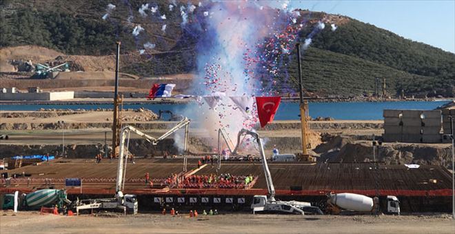 RUSYA: TÜRKİYE´DE YENİ NÜKLEER SANTRALLER YAPABİLİRİZ