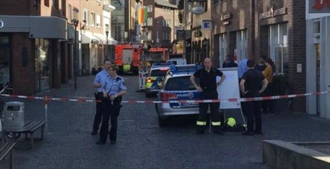 ALMANYA´NIN MÜNSTER KENTİNDE TERÖR SALDIRISI: ÖLÜ VE YARALI VAR