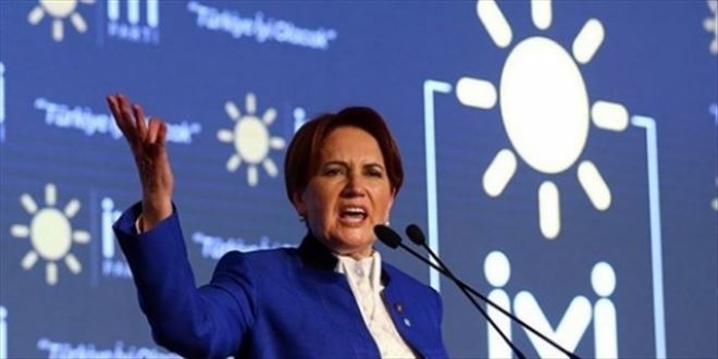 AKŞENER, KENDİSİYLE İLGİLİ HABERLERİ ´GÖREMEYEN´ FATİH ALTAYLI´YI ARADI: MEDYAYA SİTEM ETMİYORUM, ANLIYORUM