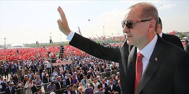 ERDOĞAN´DAN ALMANYA TEPKİSİ: HDP´YE MİTİNG YAPMA MÜSAADESİ VEREN YÖNETİMLER AK PARTİ´YE SALON VERMİYORLAR