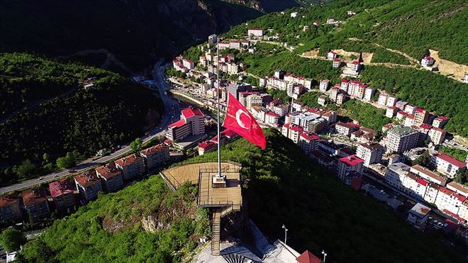 TURİSTLERİN KARADENİZ´DEKİ GÖZDESİ: MAÇKA