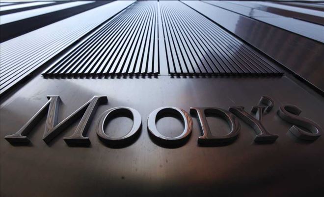 MOODY´S TÜRKİYE´NİN BÜYÜME TAHMİNİNİ DÜŞÜRDÜ