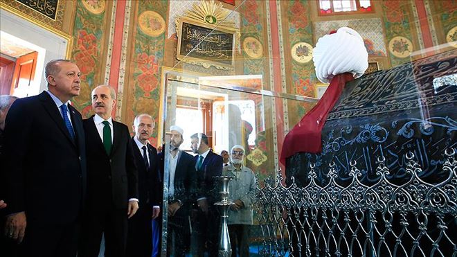 CUMHURBAŞKANI ERDOĞAN, RESTORE EDİLEN FATİH SULTAN MEHMET´İN TÜRBESİNİ AÇTI