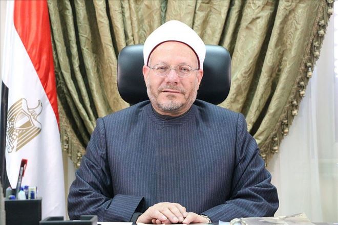 MISIR MÜFTÜSÜNDEN SKANDAL AÇIKLAMA: İSLAM´DA FAİZ KİŞİLER ARASINDA YASAKTIR, BANKALAR TÜZEL KİŞİLİK