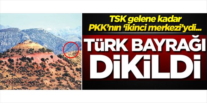 KAHRAMAN MEHMETÇİK HAKURK´A TÜRK BAYRAĞINI DİKTİ