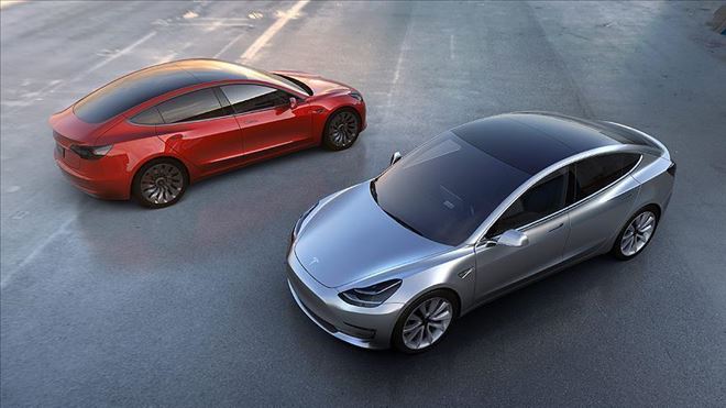 TESLA ESKİ ÇALIŞANINA DAVA AÇTI