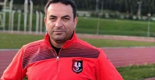 Milli takım antrenörü kalbine yenildi