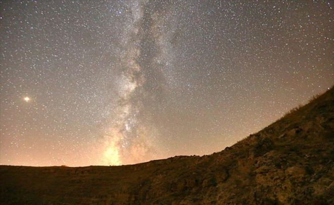 Yarın gece gözünüzü dört açın!