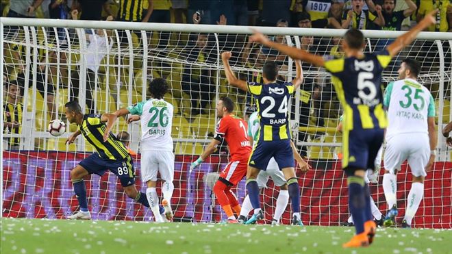 FENERBAHÇE SEZONA GALİBİYETLE BAŞLADI