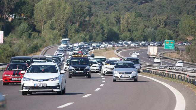 Tatilciler dönüş yolunda