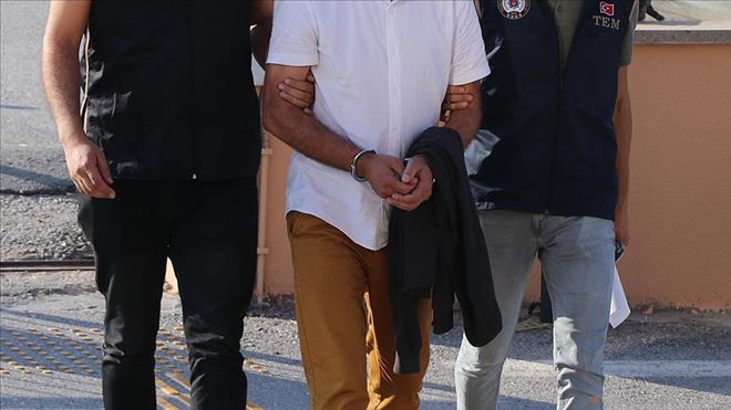 MİT´ten ihraç edilen FETÖ´cüler sınırda yakalandı