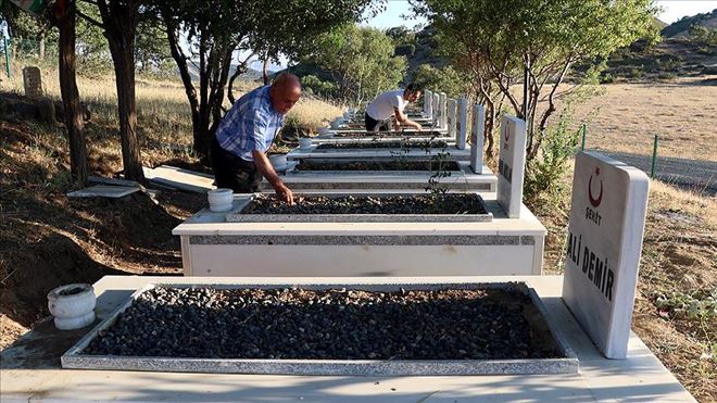 PKK´NIN YONCALIBAYIR´DAKİ KATLİAMI HAFIZALARDAN SİLİNMEDİ