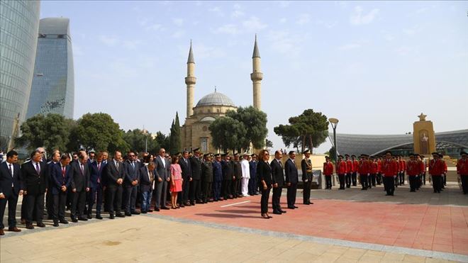 ZAFER BAYRAMI YURT DIŞINDA KUTLANIYOR