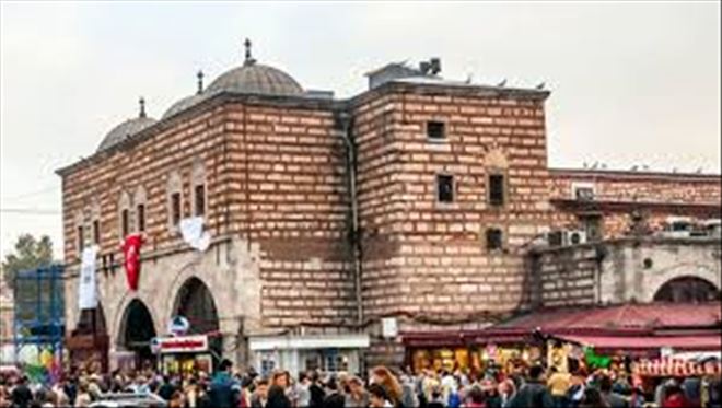 351 YILDIR TARÇIN VE KARANFİL KOKAN ÇARŞI