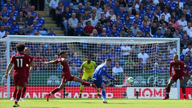 LİVERPOOL 4´TE 4 YAPTI