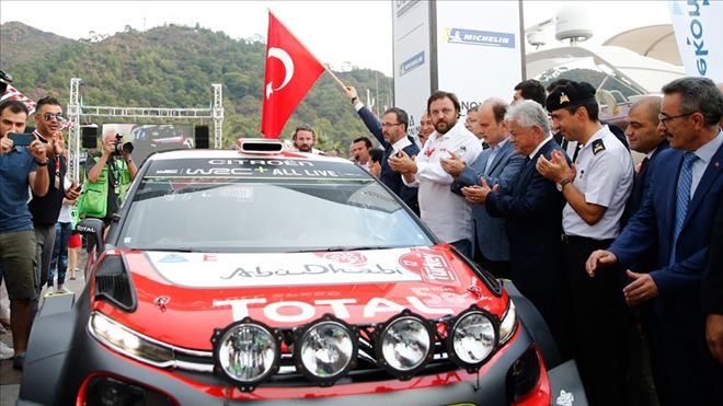 BAKAN KASAPOĞLU, WRC TÜRKİYE RALLİSİ´NİN SEREMONİ STARTINI VERDİ