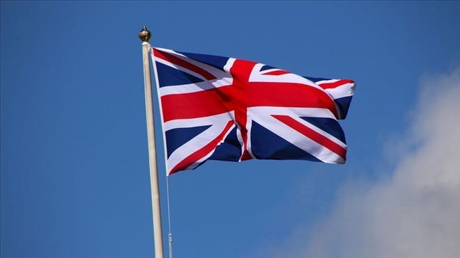 LONDRA´DA CAMİ ÖNÜNDEKİ YAYALARA ARAÇLI SALDIRIYA SORUŞTURMA
