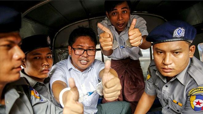 MYANMAR´DAKİ REUTERS MUHABİRLERİNE YEDİŞER YIL HAPİS
