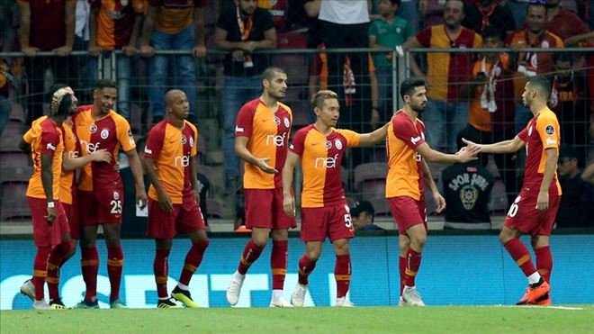 GALATASARAY´IN ?UEFA ŞAMPİYONLAR LİGİ´ KADROSU BELLİ OLDU