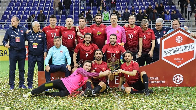 Veteran milliler Gürcistan´da şampiyon